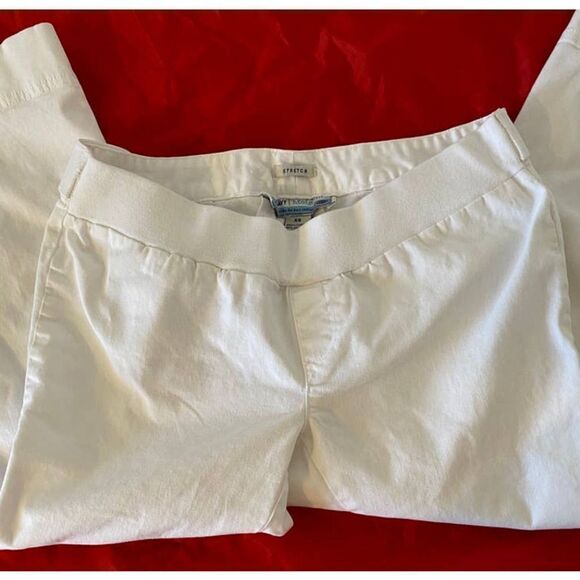 Old Navy Maternity Pants Capri Cropped White Sailor Button Detailing - Size XS - Picture 5 of 11